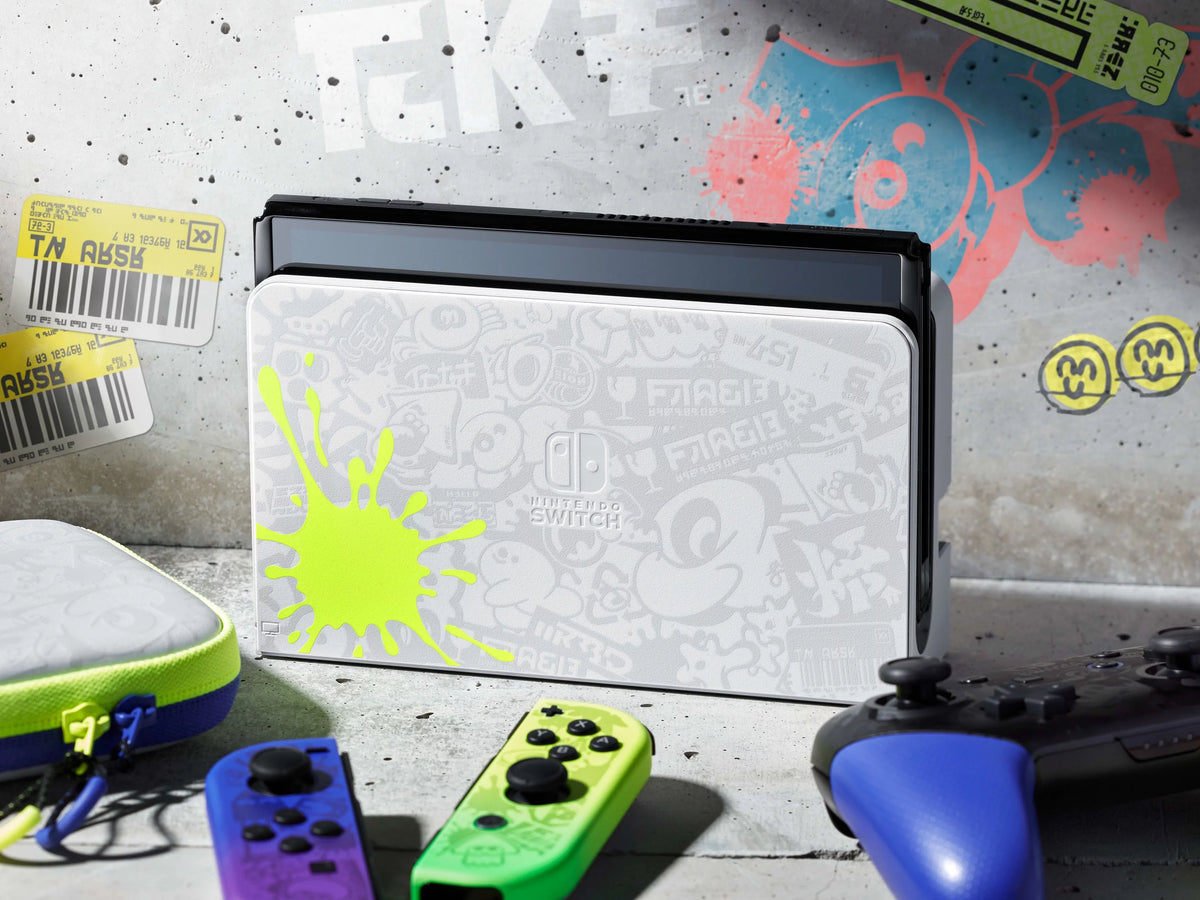 Nintendo Switch OLED Console with Game and Wireless Pro Controller Z21235